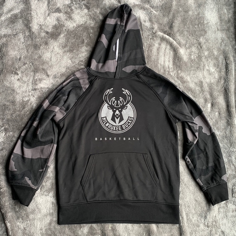 Kids Milwaukee bucks basketball sweatshirt